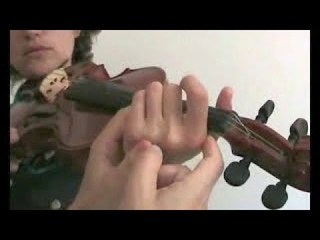 Первые уроки скрипки. Вибрация