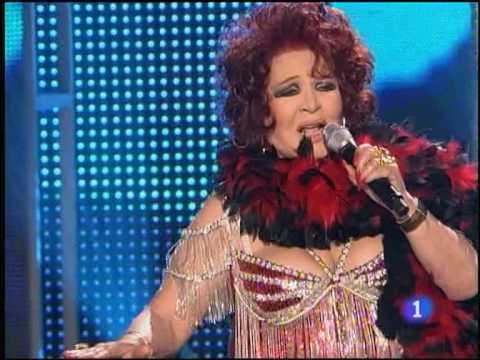 Sara Montiel Fumando espero