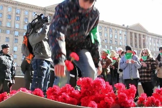 4 апреля 2012. Митинг против НАТО у п-ва США