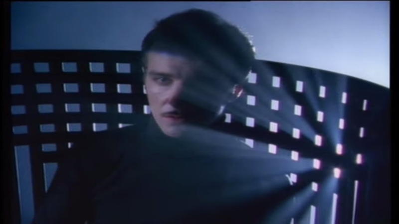Midge Ure No Regrets ( Official Music
