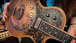 DOWN & DIRTY BLUES MACHINE!  Unboxing The MAVIS from Mule Resophonic Guitars