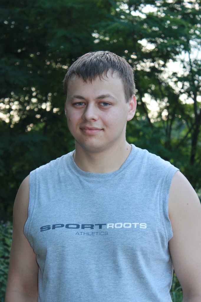 Максим Лученко 