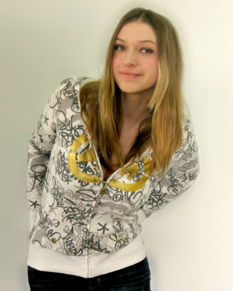 Анютка Святун 慈悲子 | Киев