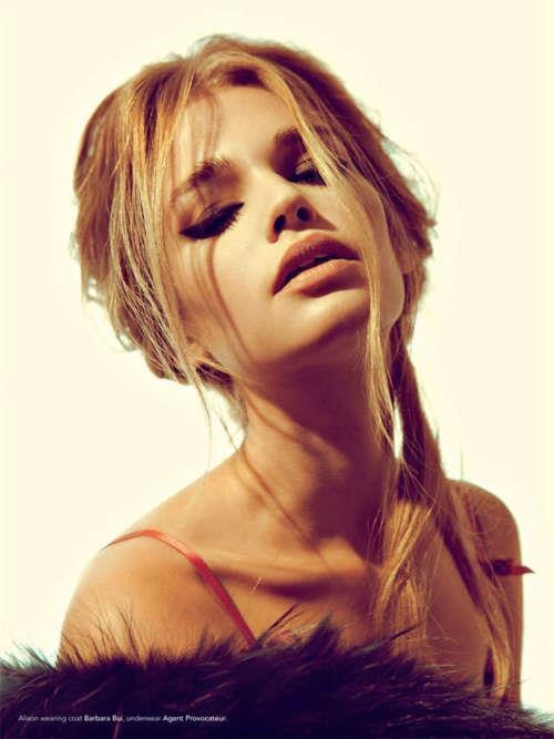 Алина Чехова | London