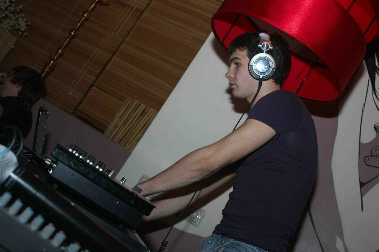 Анатолий Светлаков DJ Venon | Москва