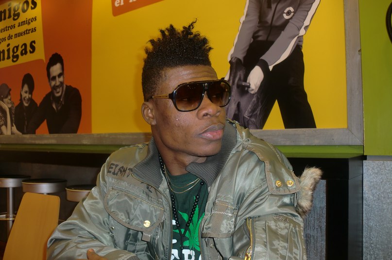 Yomi Olawale | Москва