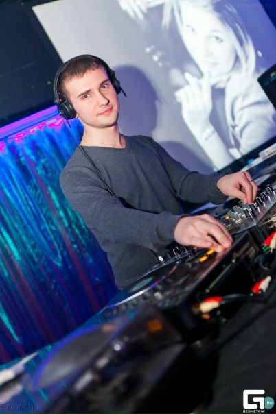 №171, Майкл Душинин №171, Майкл Душинин