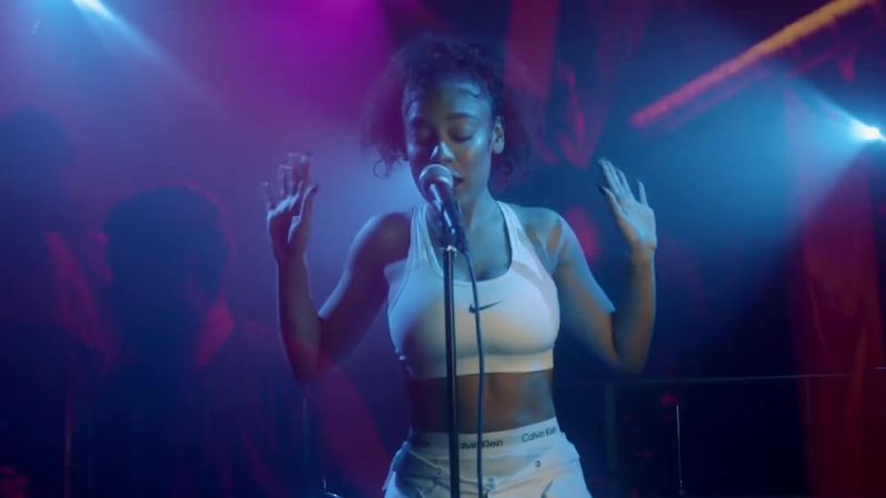 Rachel Foxx Happen to Me ( Official