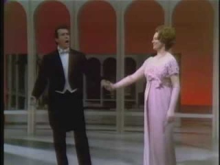 Vicino a Te : Corelli and Tebaldi