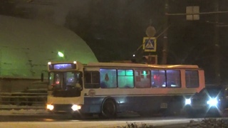 Троллейбус ЗиУ-682Г борт 0010 по маршруту 202