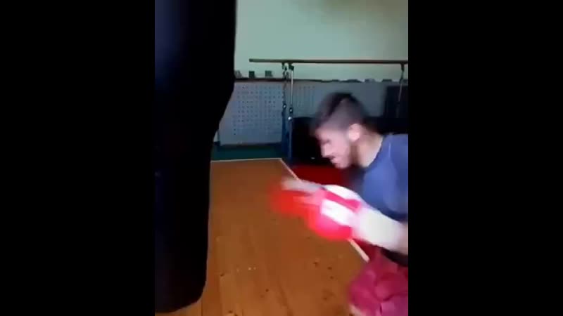VID_21030627_174633_943.mp4