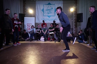 Bledniy Rockerz vs DVIZH FUNK | 2x2 PRO | 1:4 | SKY IS THE LIMIT | SPB | 19 03 17