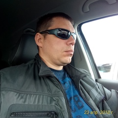 Алексей Уханёв
