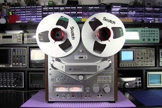 Akai GX 646